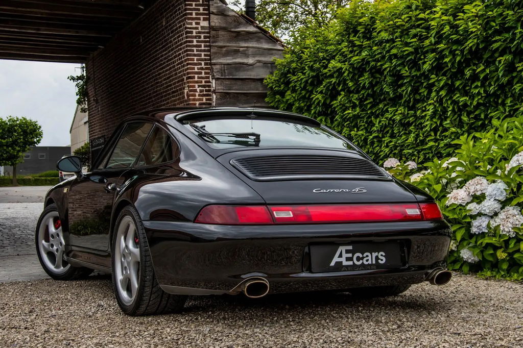 Porsche 993 Carrera 4S