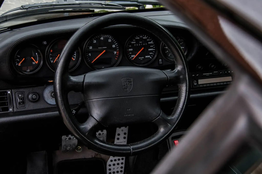 Porsche 993 Carrera 4S