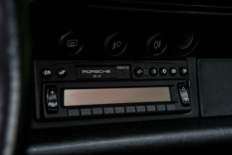 Porsche 993 Carrera 4S