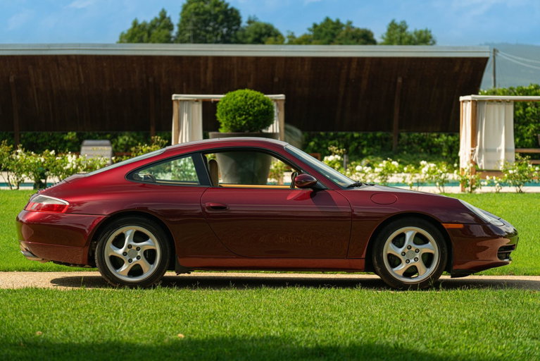 Porsche 996 Carrera