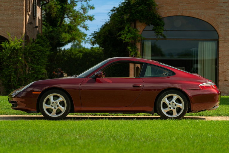 Porsche 996 Carrera