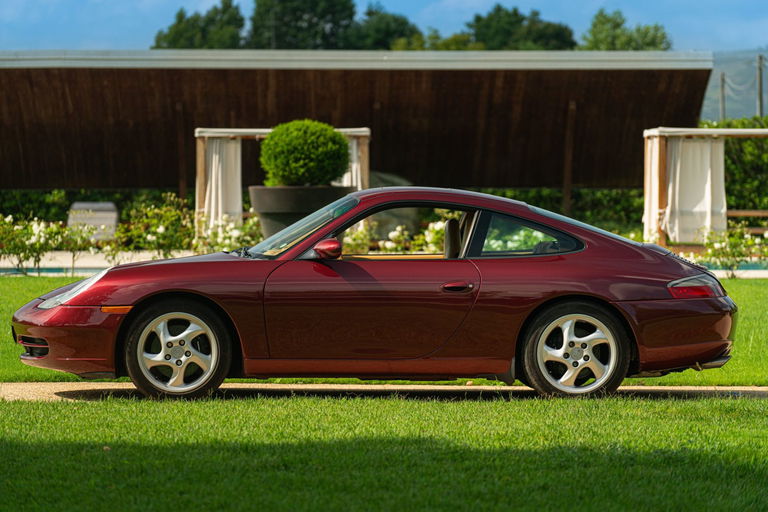 Porsche 996 Carrera