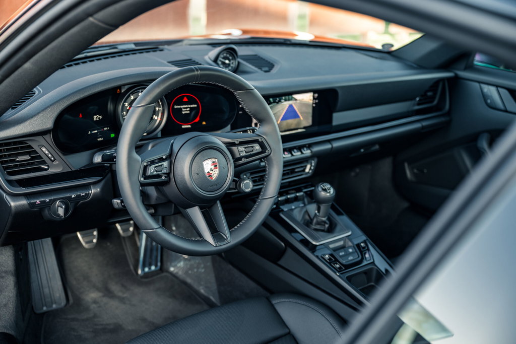Porsche 992 Carrera T