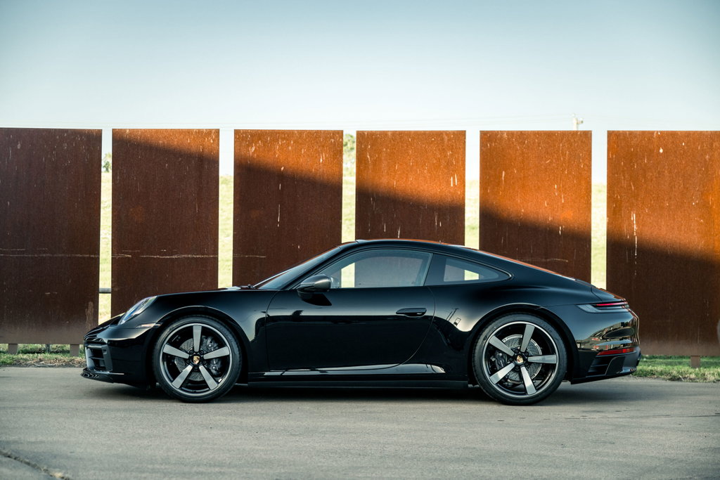 Porsche 992 Carrera T
