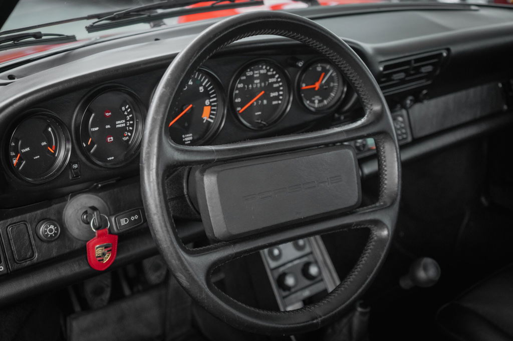 Porsche 911 Carrera 3.2 (KAT)