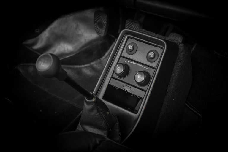 Porsche 911 Carrera 3.2 (KAT)