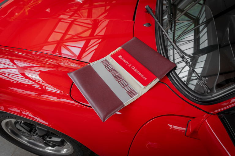 Porsche 911 Carrera 3.2 (KAT)