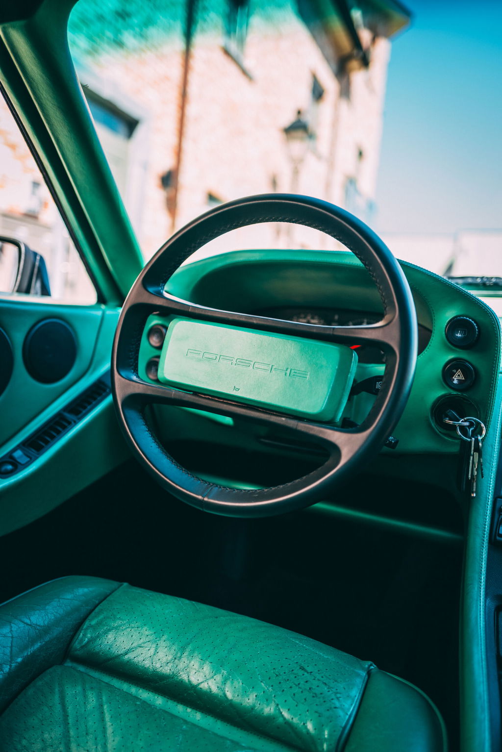 Porsche 928 S4