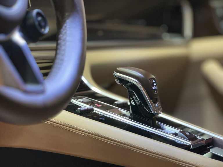 Porsche Panamera 4 E-Hybrid