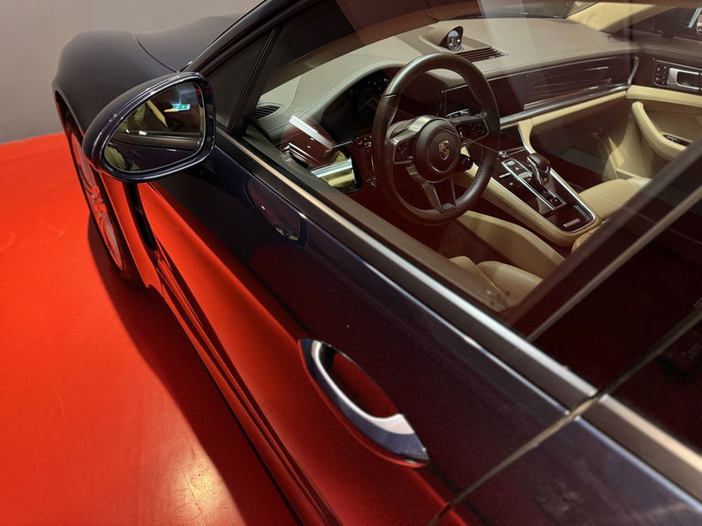 Porsche Panamera 4 E-Hybrid