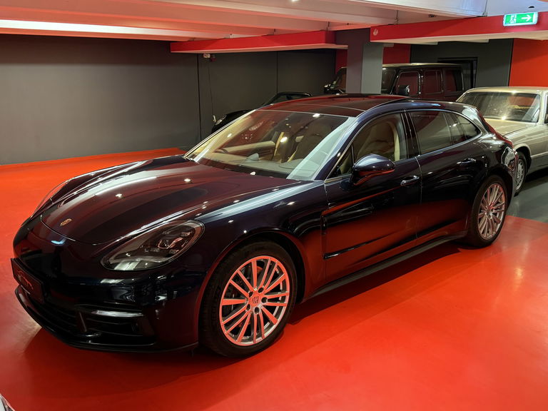 Porsche Panamera 4 E-Hybrid