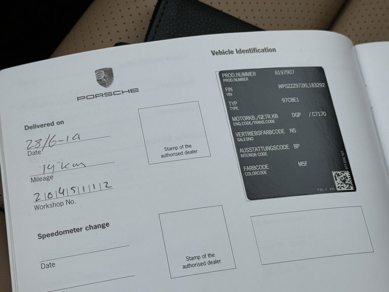 Porsche Panamera 4 E-Hybrid