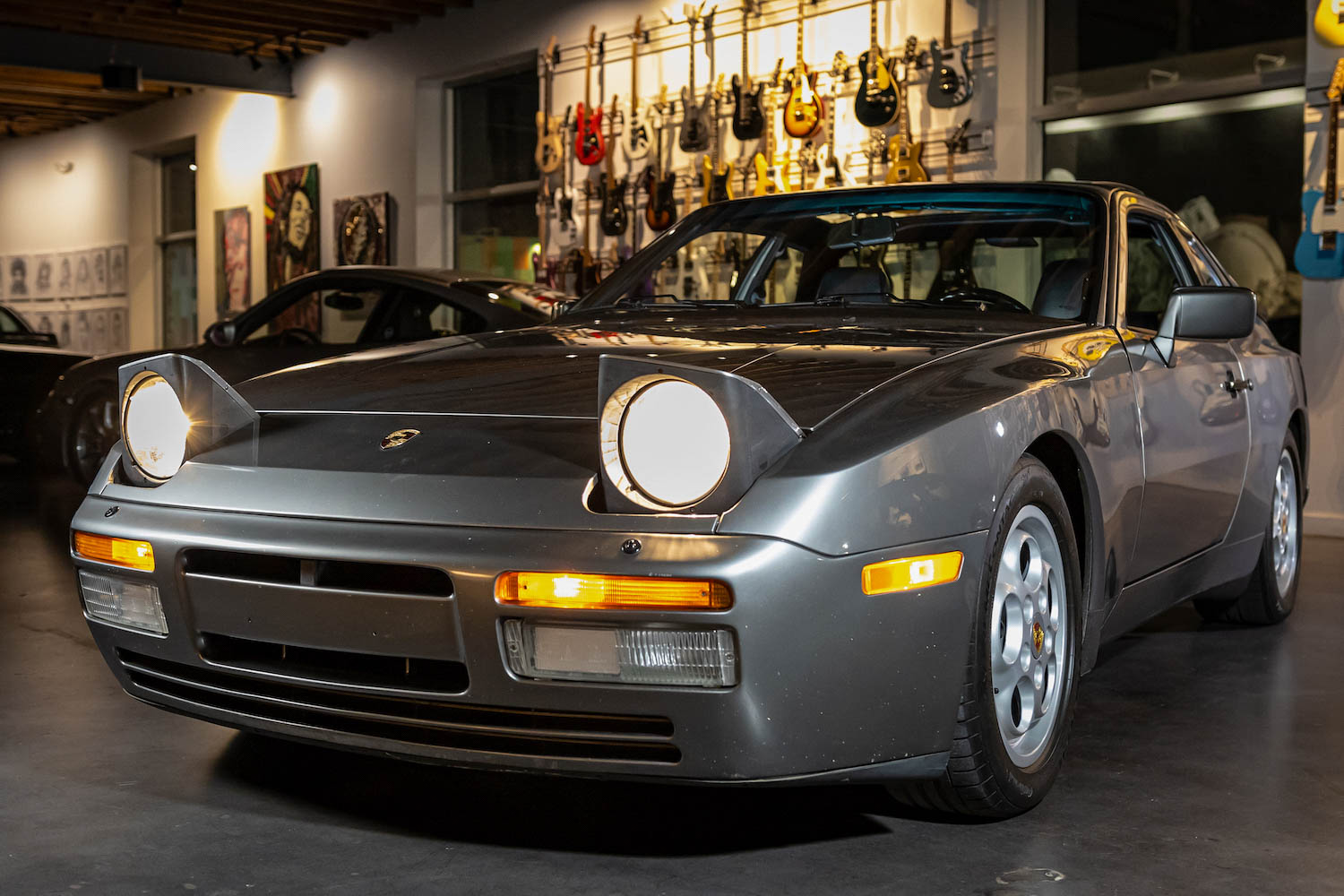 Porsche 944 Turbo Coupé 1988 - elferspot.com - Marketplace for