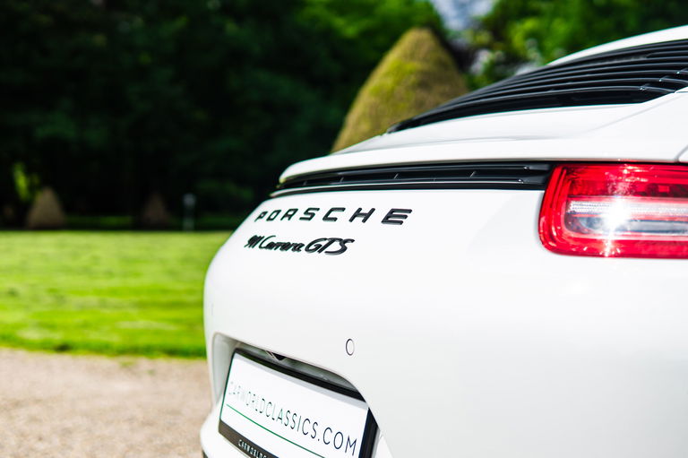 Porsche 991 Carrera GTS