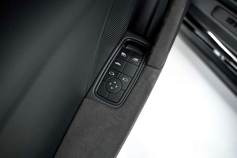 Porsche 992 Carrera GTS