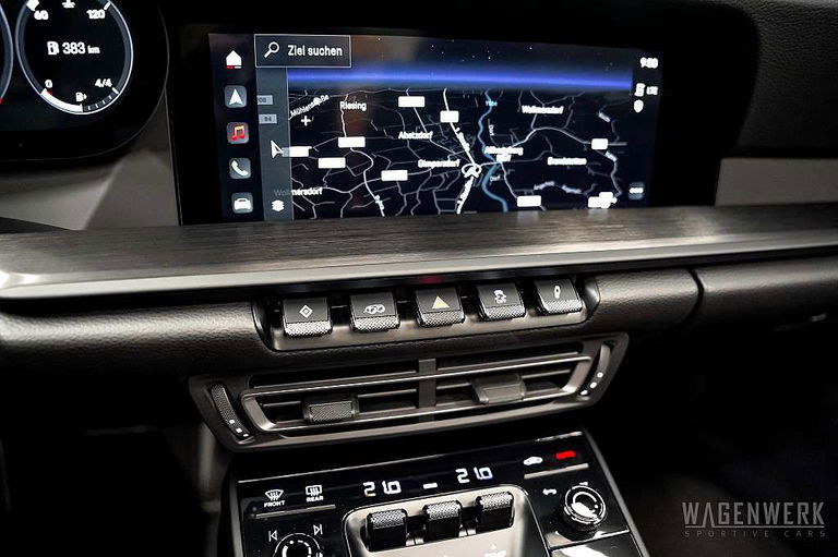 Porsche 992 Carrera GTS