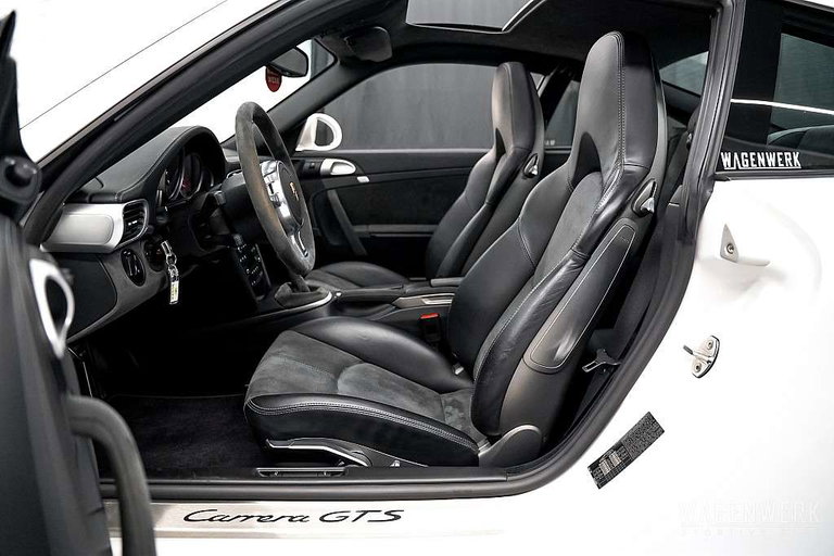 Porsche 997.2 Carrera GTS