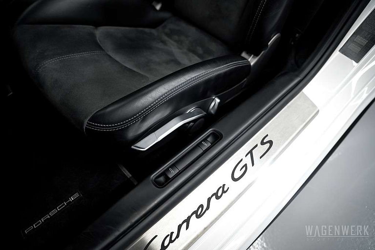 Porsche 997.2 Carrera GTS