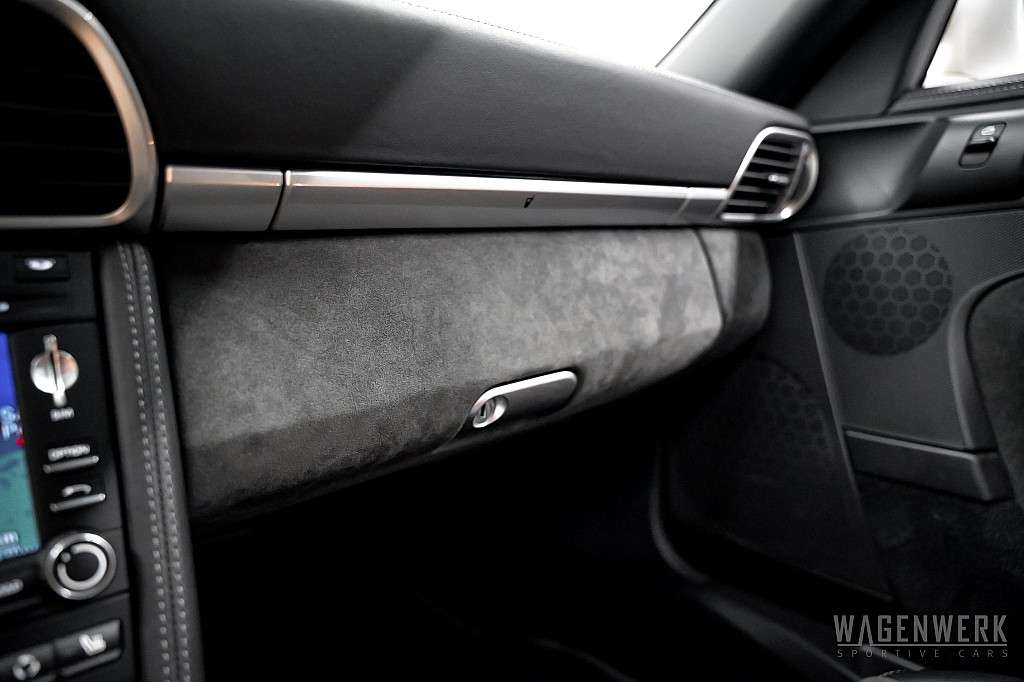 Porsche 997.2 Carrera GTS