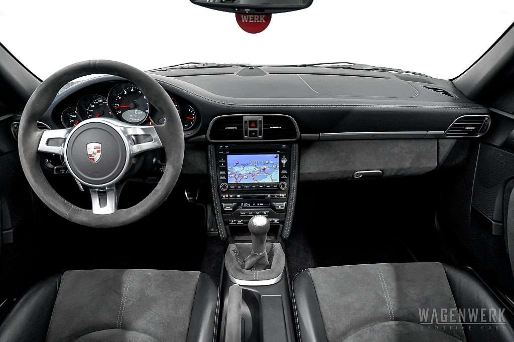 Porsche 997.2 Carrera GTS
