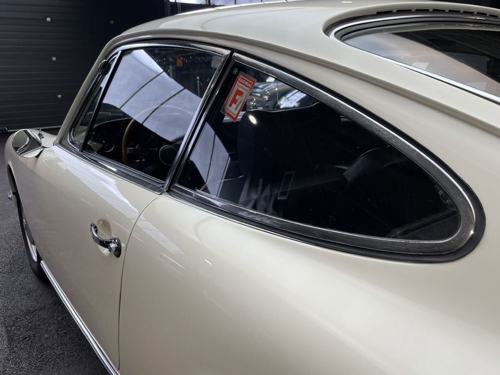 Porsche 911 (F-Modell)