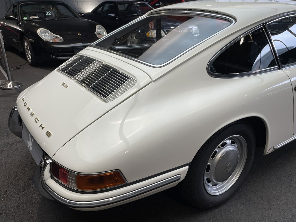 Porsche 911 (F-Modell)