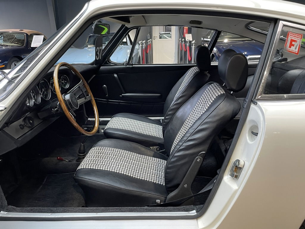 Porsche 911 (F-Modell)