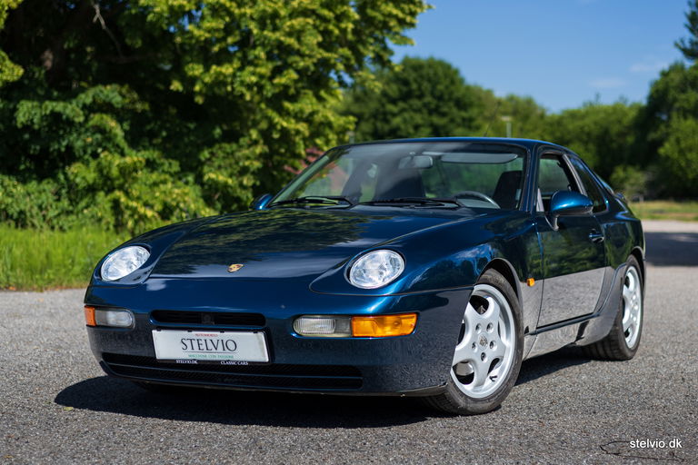 Porsche 968
