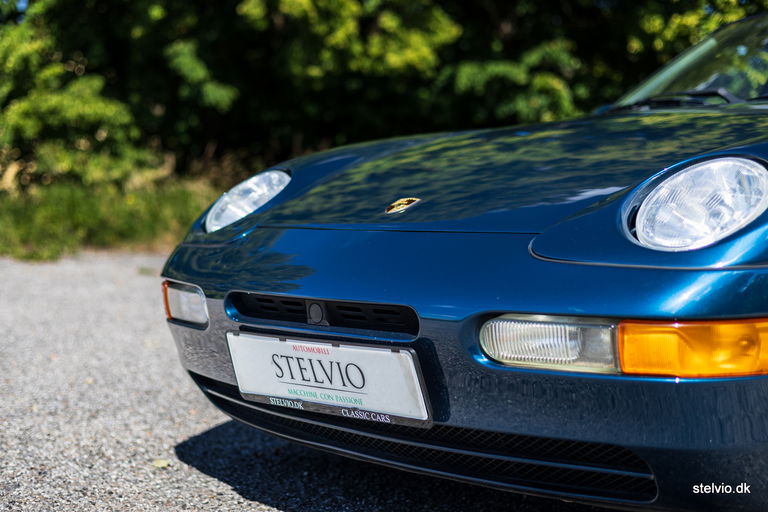 Porsche 968
