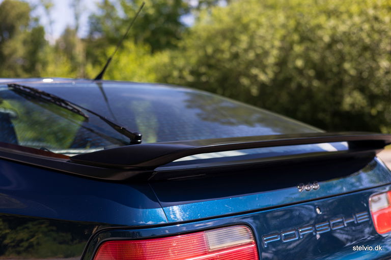 Porsche 968