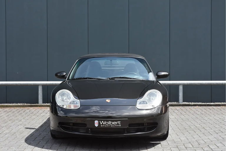 Porsche 996 Carrera 4