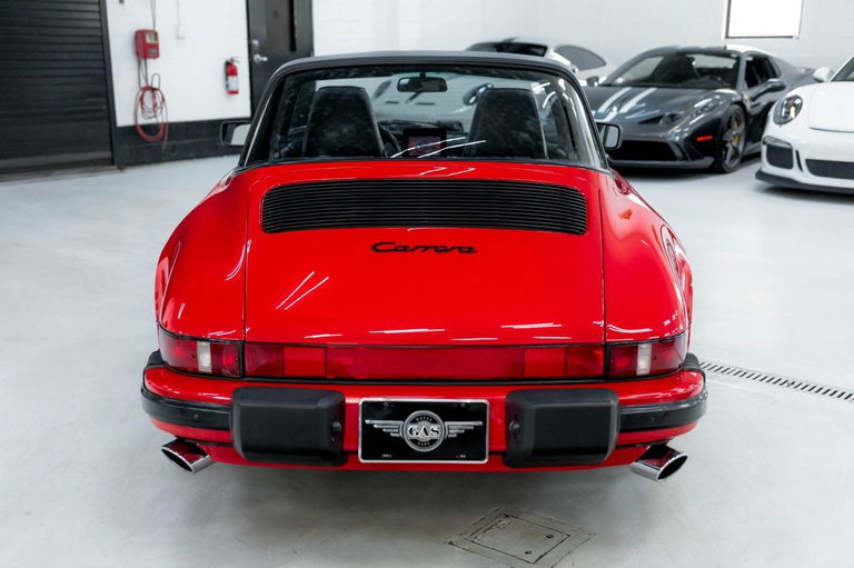 Porsche 911 Carrera 3.2 (US)