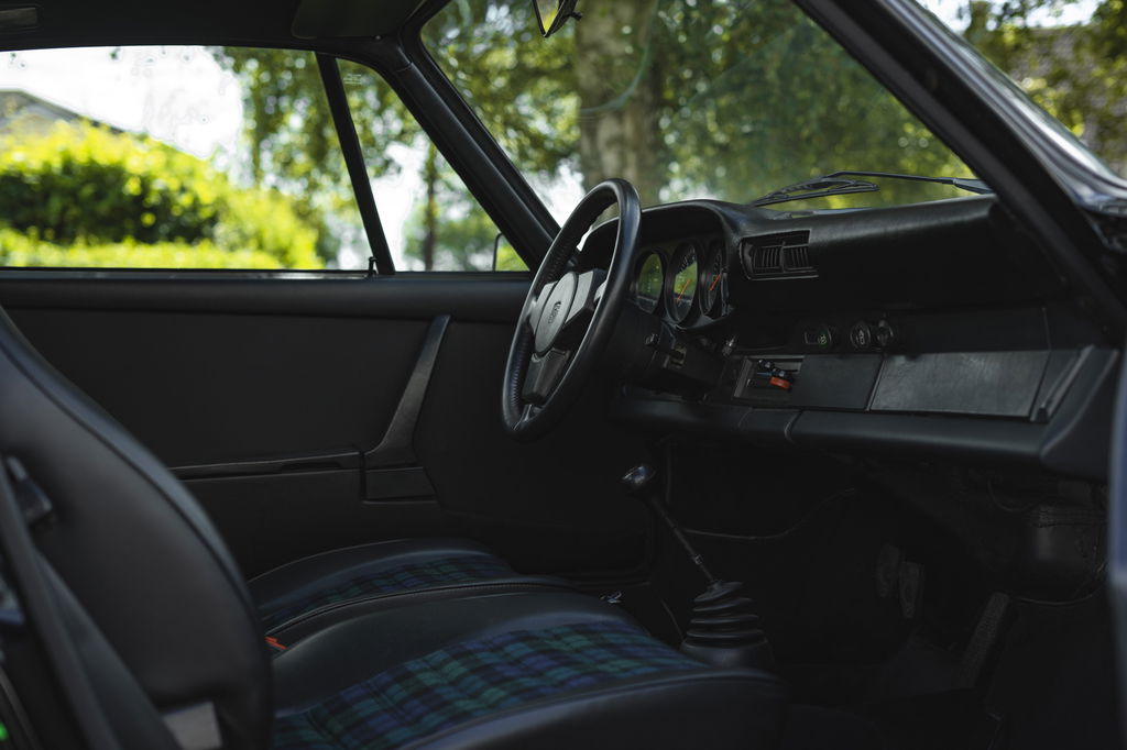 Porsche 911 Carrera 2,7