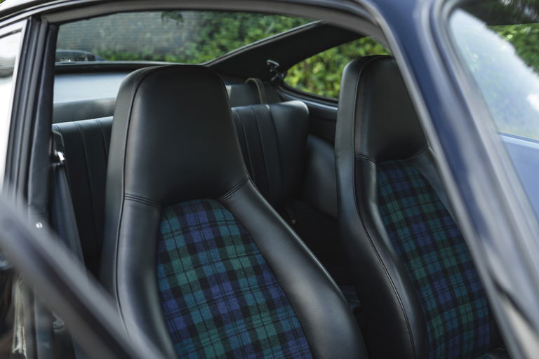 Porsche 911 Carrera 2,7