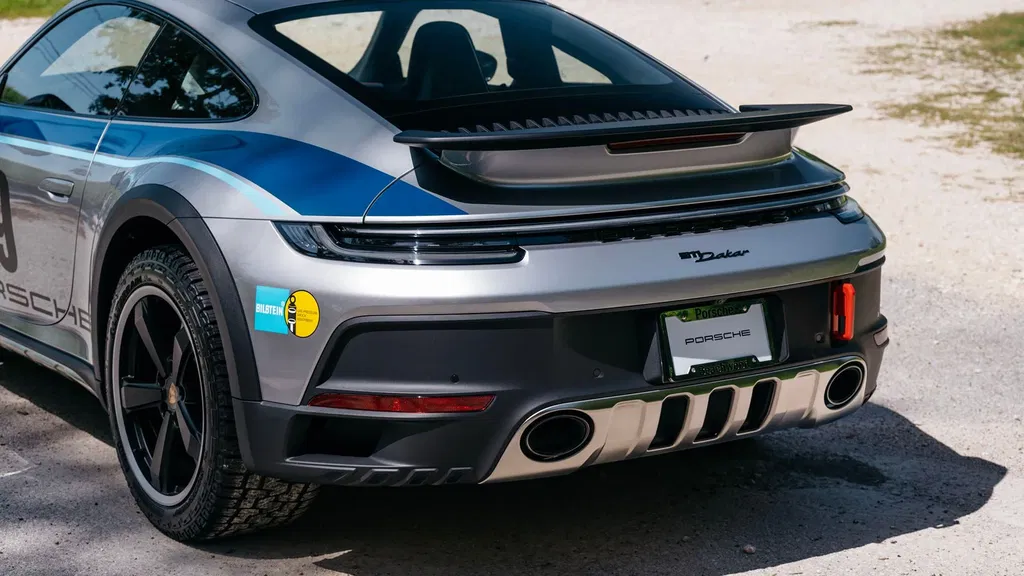 Porsche 911 Dakar