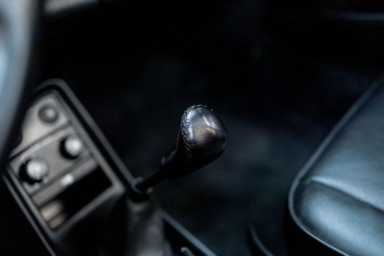 Porsche 911 Carrera 3.2 (US)