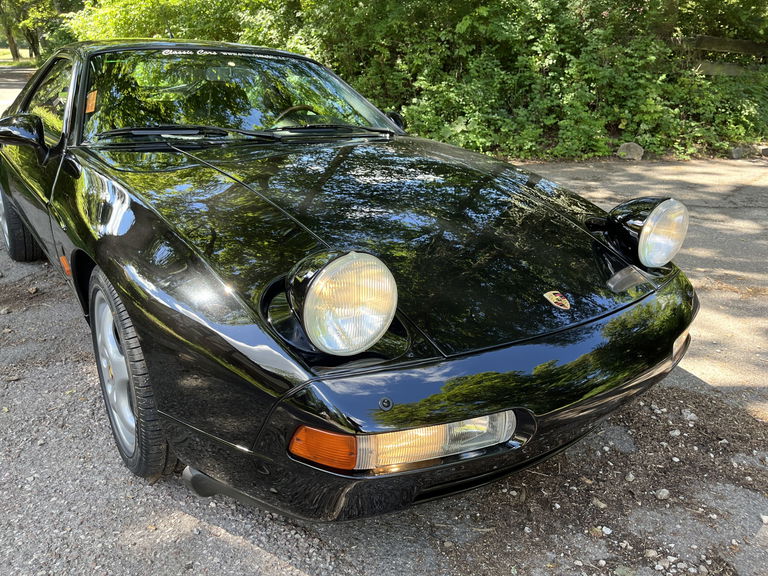 Porsche 928 GTS