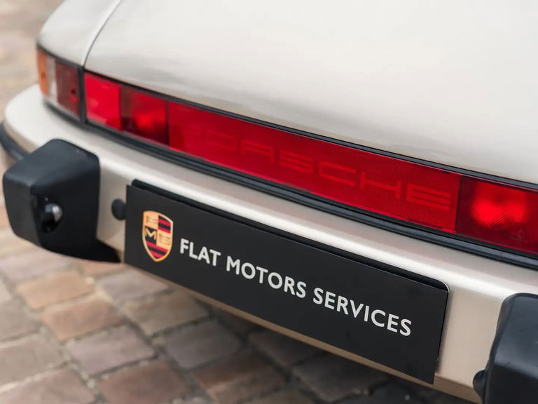 Porsche 911 Carrera 3.2