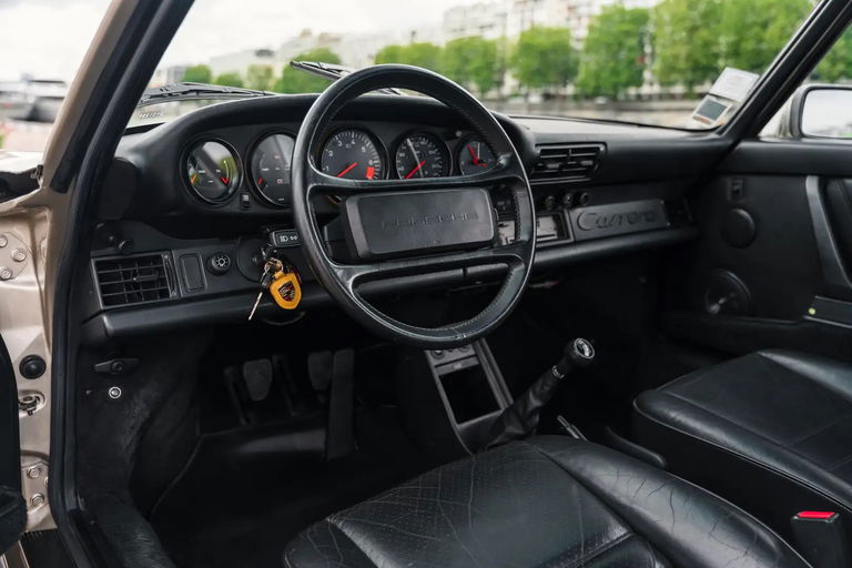 Porsche 911 Carrera 3.2