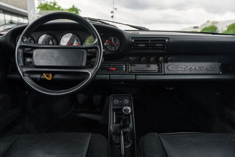 Porsche 911 Carrera 3.2