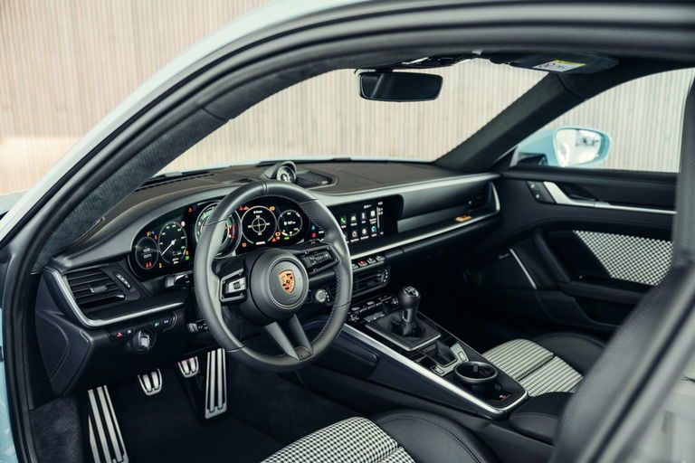 Porsche 992 Sport Classic