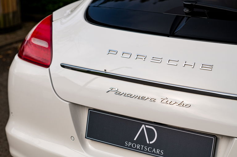 Porsche Panamera Turbo