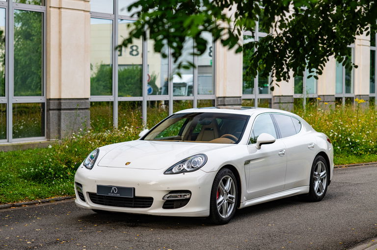 Porsche Panamera Turbo