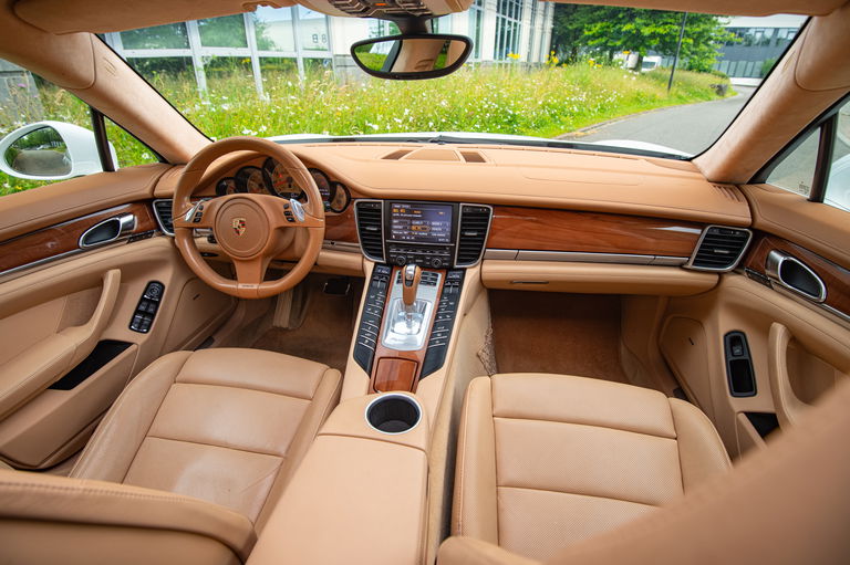 Porsche Panamera Turbo