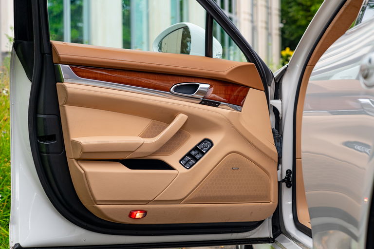 Porsche Panamera Turbo