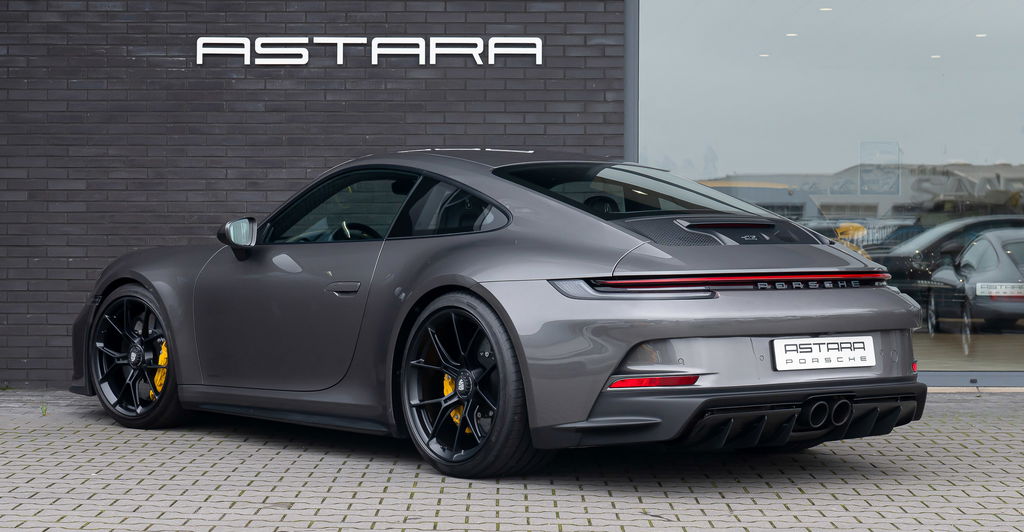 Porsche 992 GT3 Touring