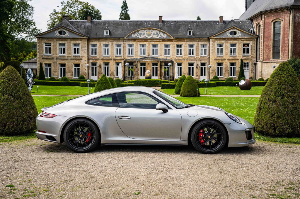 Porsche 991.2 Carrera 4 GTS
