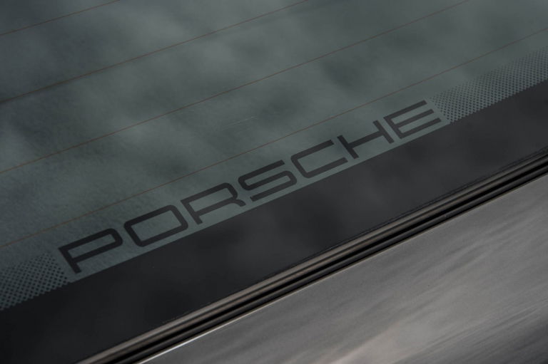 Porsche 996 Carrera 4