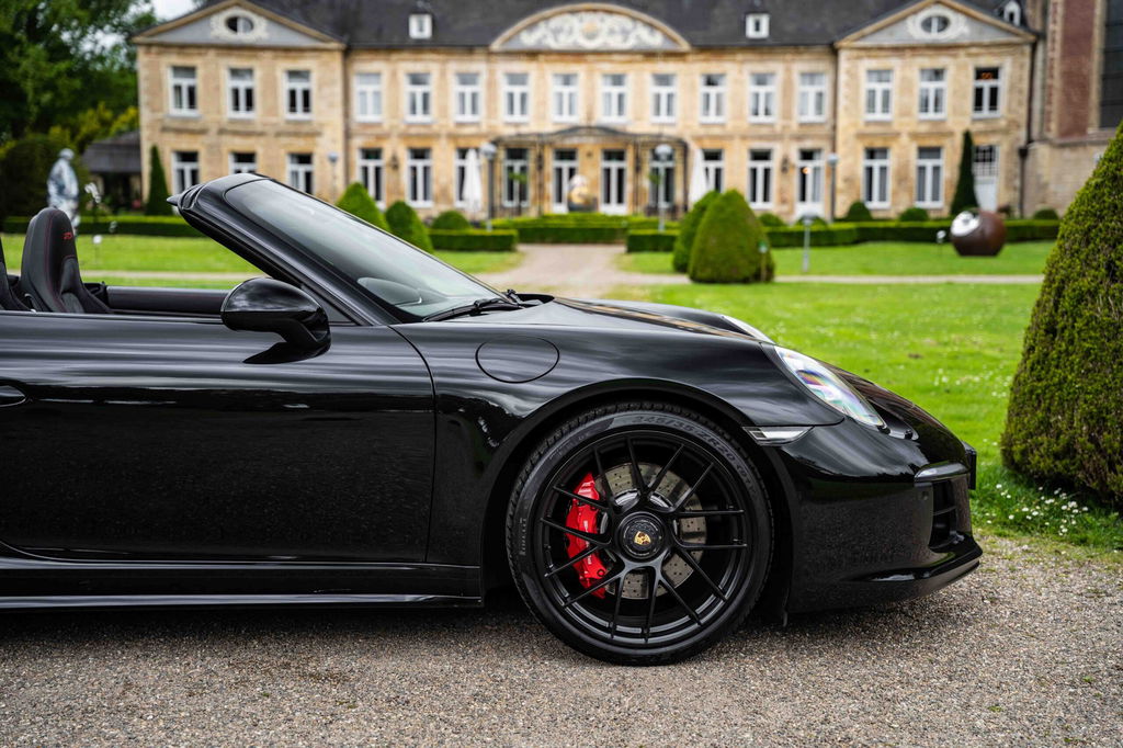 Porsche 991.2 Carrera 4 GTS