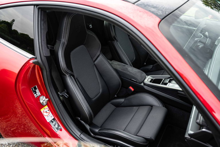 Porsche 992 Carrera S